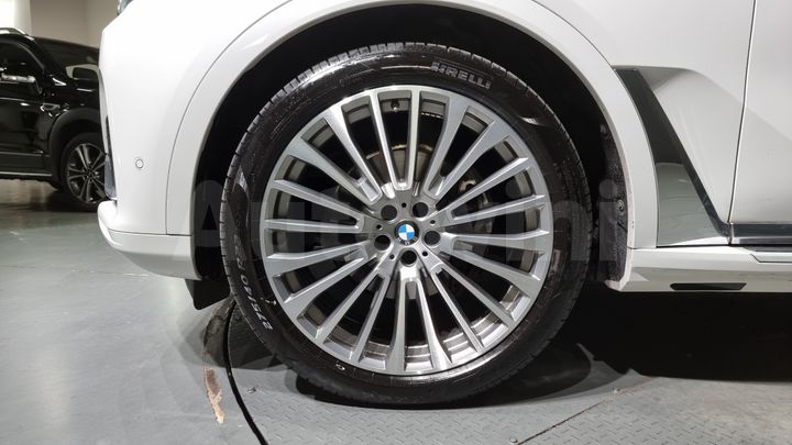 BMW X7 2020 — 5