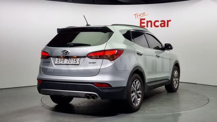 Hyundai SantaFe 2015 — 2