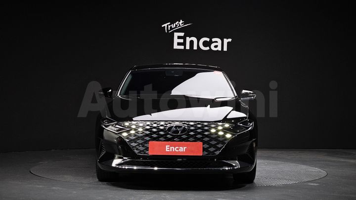Hyundai Grandeur 2022 — 3
