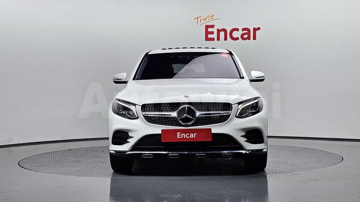 Mercedes Benz GLC Class 2018 — 3