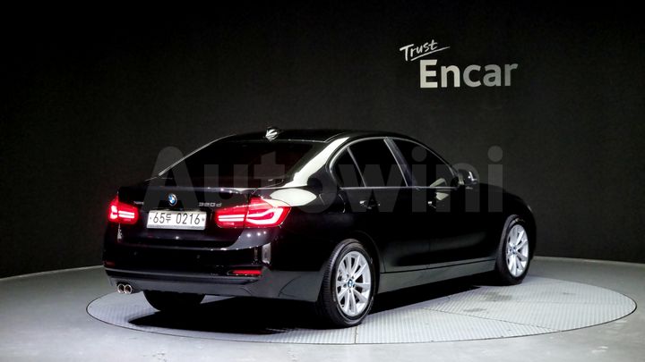 BMW 3 Series 2016 — 2