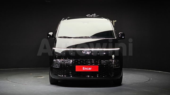 Hyundai Staria 2023 — 3
