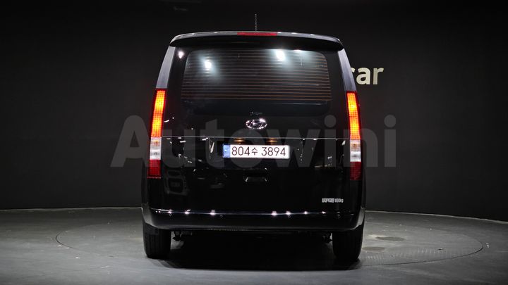 Hyundai Staria 2023 — 4