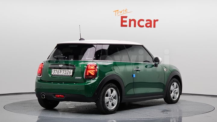 Mini Cooper 2020 — 2