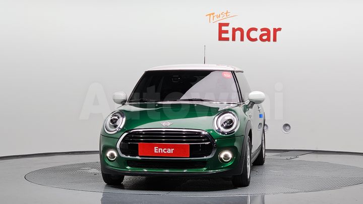 Mini Cooper 2020 — 3
