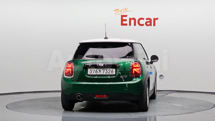 Mini Cooper 2020 — 4