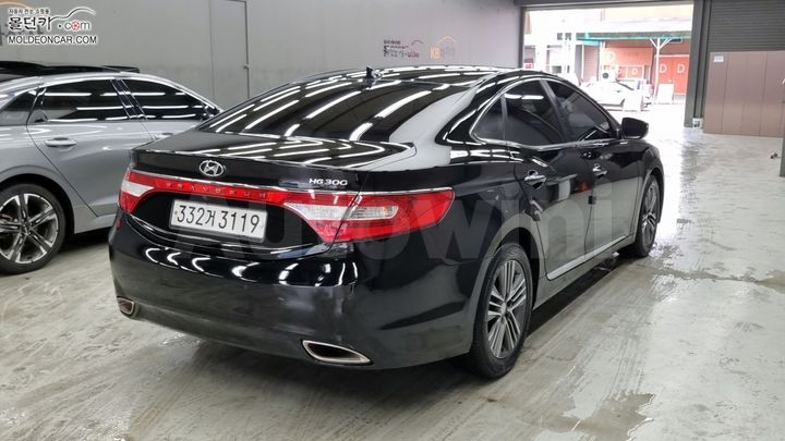 Hyundai Grandeur 2013 — 2