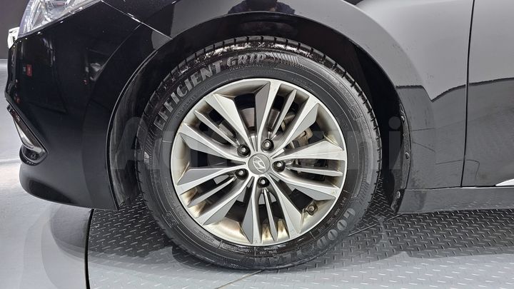 Hyundai Grandeur 2016 — 5
