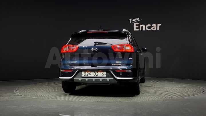 Kia Niro 2017 — 4