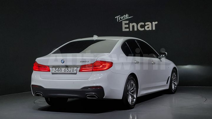 BMW 5 Series 2017 — 2