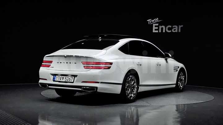 Genesis G80 2021 — 2
