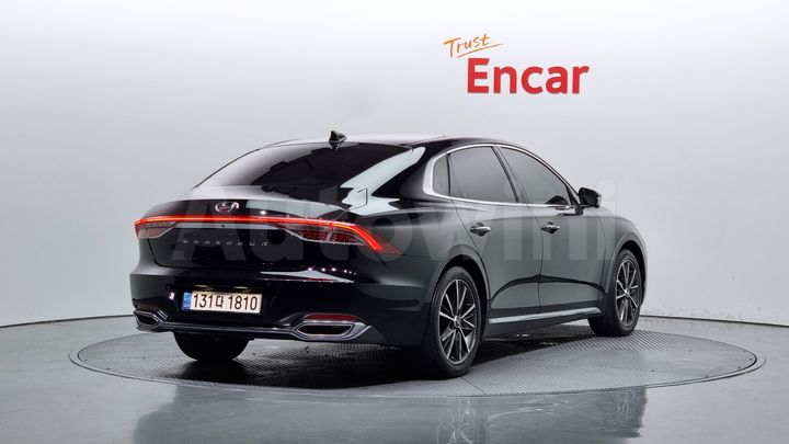 Hyundai Grandeur 2022 — 2