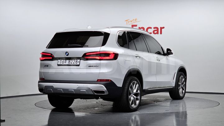 BMW X5 2019 — 2