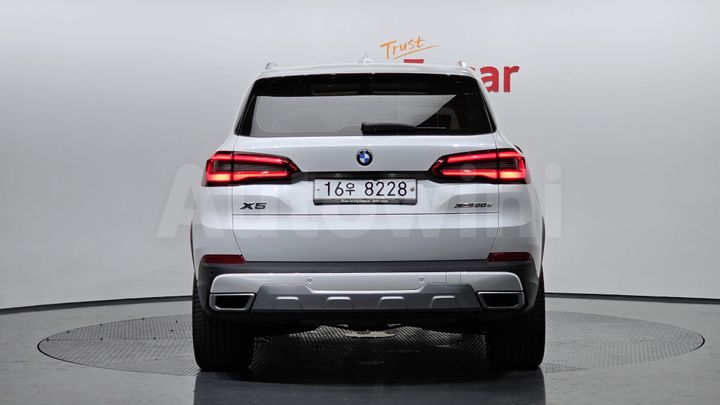 BMW X5 2019 — 4