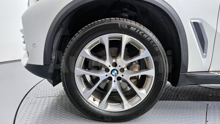BMW X5 2019 — 5