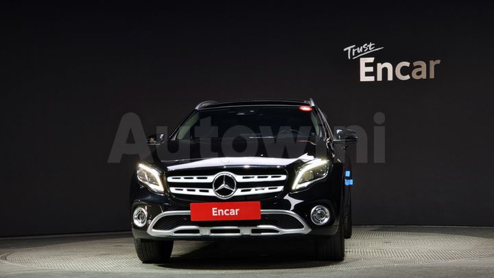 Mercedes Benz GLA Class 2019 — 4