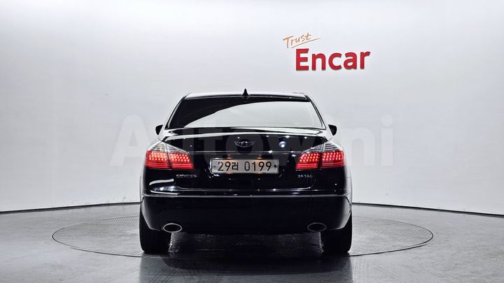 Hyundai Genesis 2008 — 4