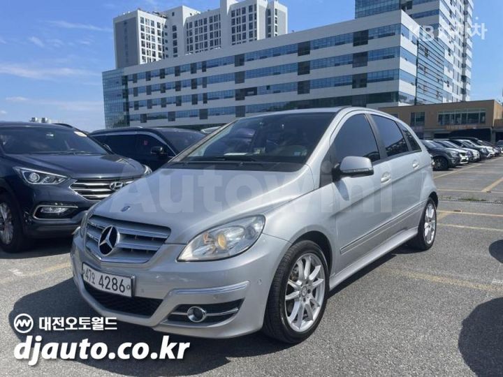 Mercedes Benz B Class