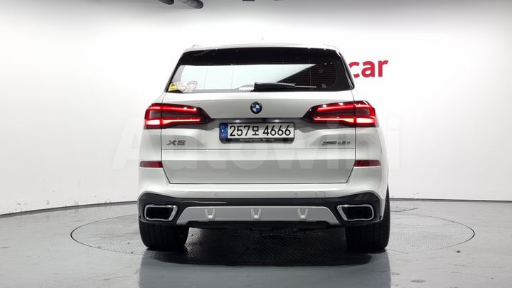 BMW X5 2021 — 4