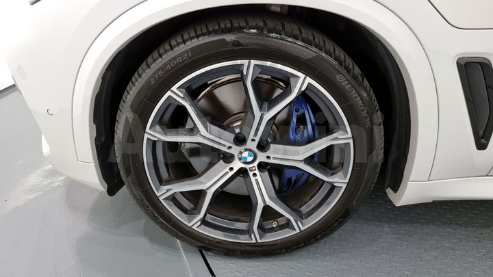 BMW X5 2021 — 5