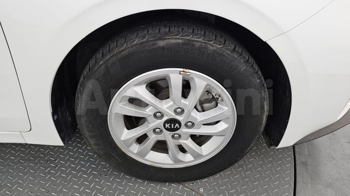 Kia K3 2021 — 5