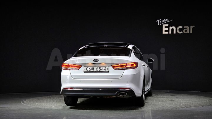 Kia K5 2017 — 4
