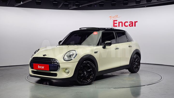 Mini Cooper 2015 — 3