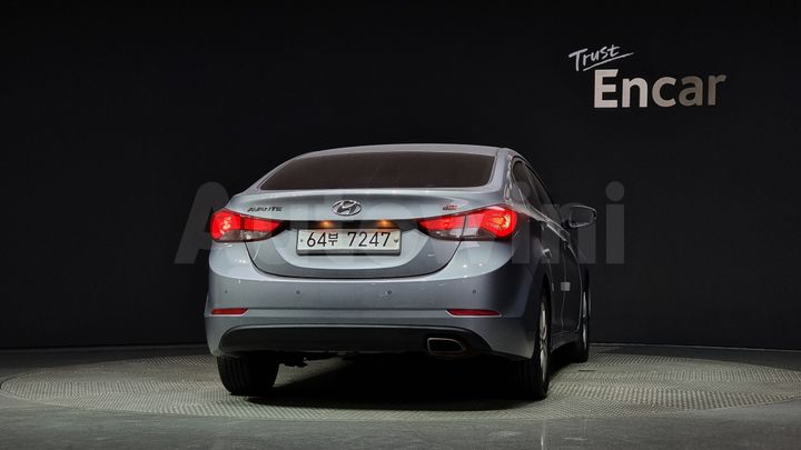 Hyundai Avante 2014 — 4