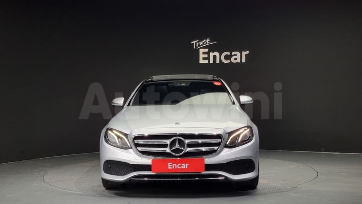Mercedes Benz E Class 2019 — 3