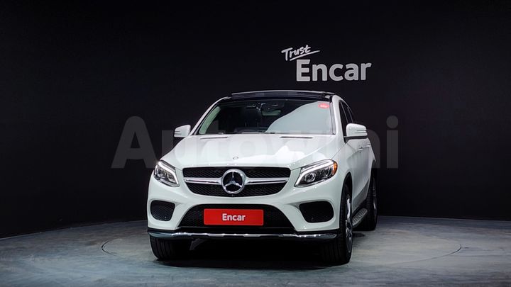 Mercedes Benz GLE Class 2017 — 3