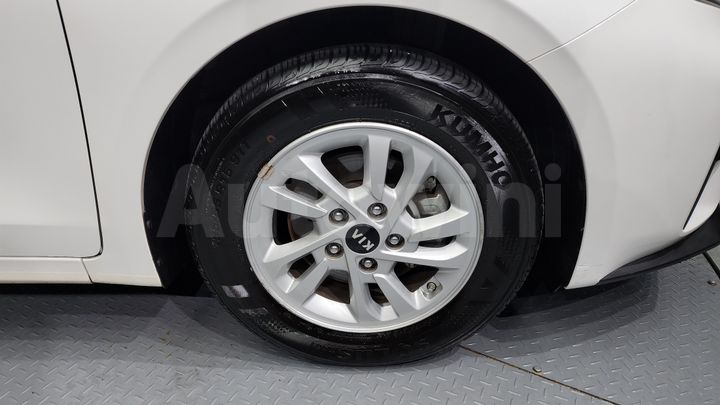 Kia K3 2020 — 5