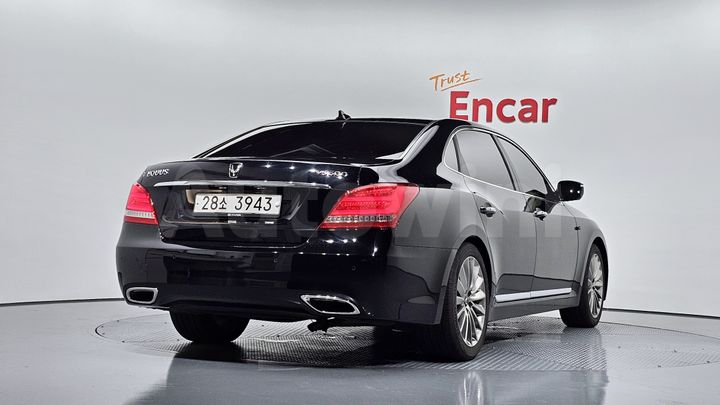 Hyundai Equus 2013 — 2