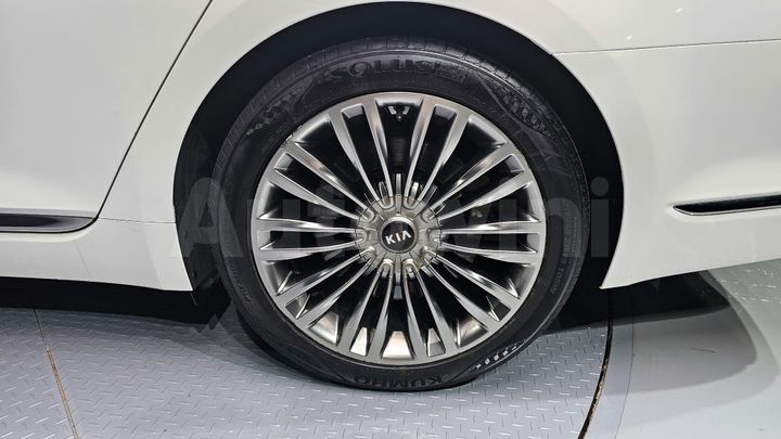 Kia K9 2020 — 5