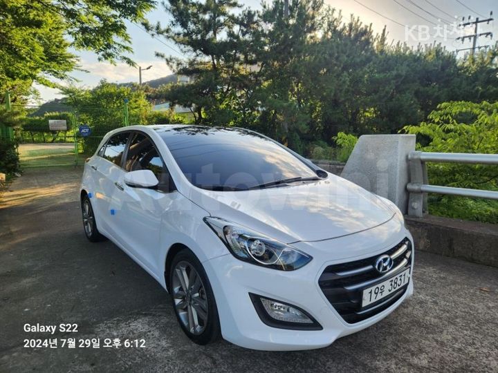 Hyundai i30 2016 — 2