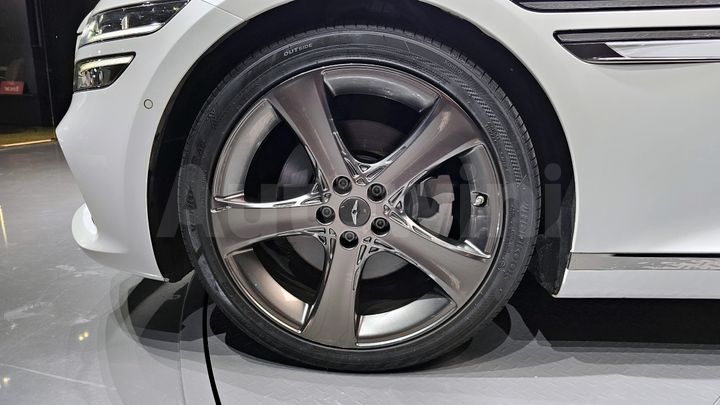 Genesis G80 2021 — 5