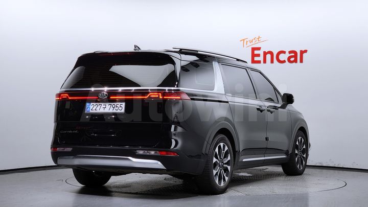 Kia Carnival 2021 — 2