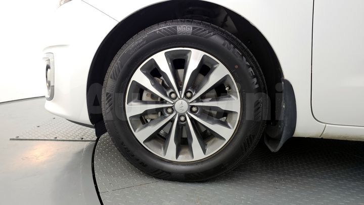 Kia Carnival 2018 — 5