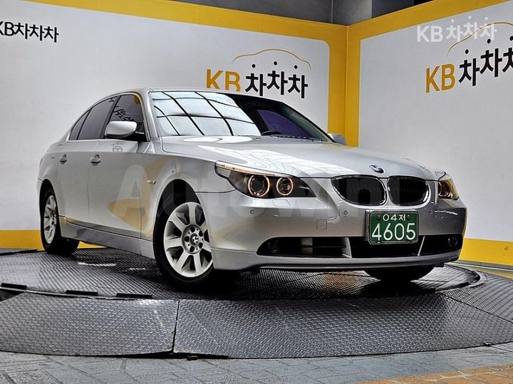 BMW 5 Series 2004 — 2