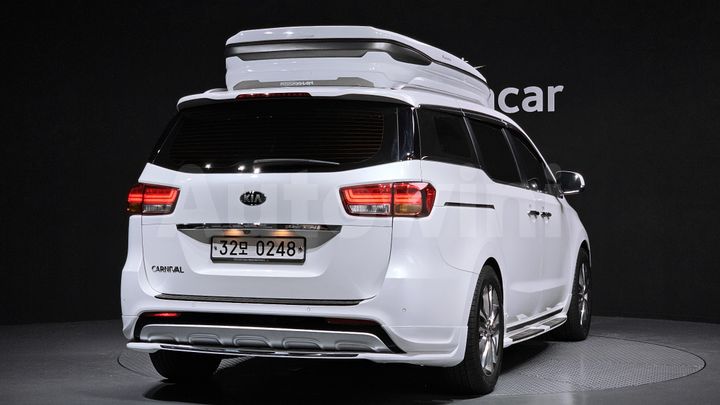 Kia Carnival 2016 — 2