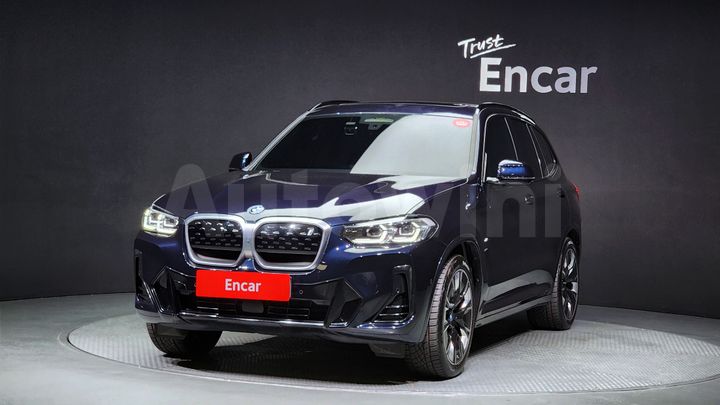 BMW iX3 2022 — 2