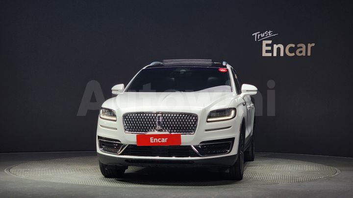 Lincoln Nautilus 2020 — 3