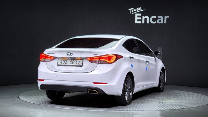 Hyundai Avante 2015 — 2