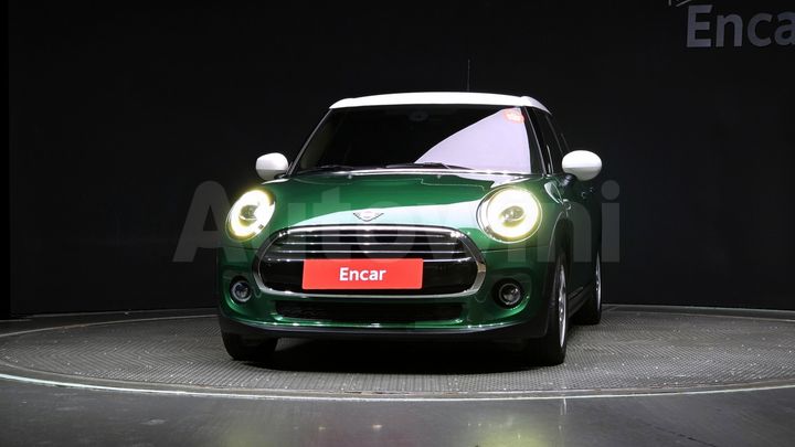 Mini Cooper 2020 — 3