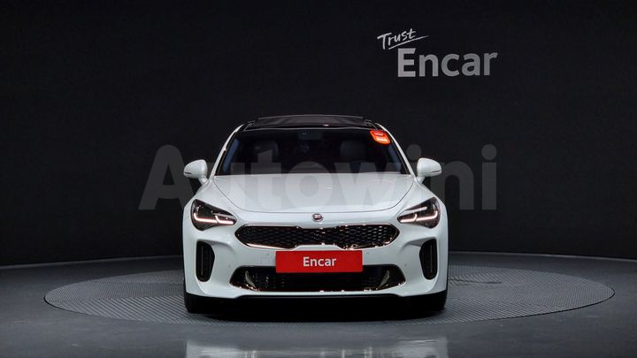Kia Stinger 2018 — 3