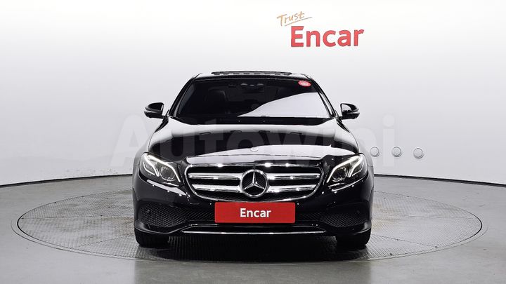 Mercedes Benz E Class 2018 — 3