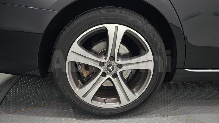 Mercedes Benz E Class 2018 — 5