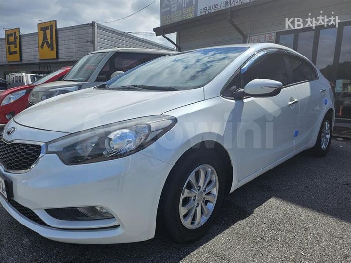Kia K3 2015 — 3