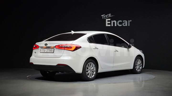 Kia K3 2015 — 2