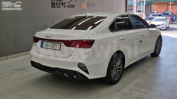 Kia K3 2022 — 2