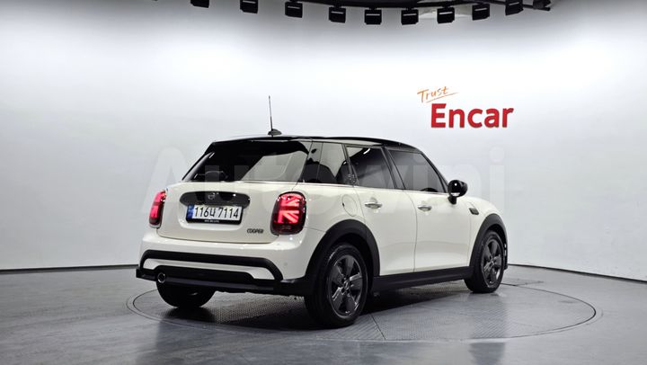 Mini Cooper 2022 — 2